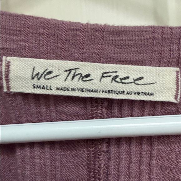 We The Free sz S Big Sur Ribbed Long sleeve top contrast tie dye raw hem - Picture 3 of 10